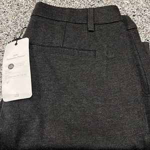 Size 12 slacks brand Cabi